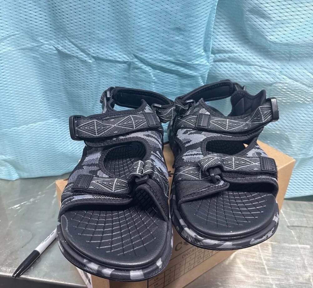Oncai Men's Hiking Sandals Size 15 Black Camo